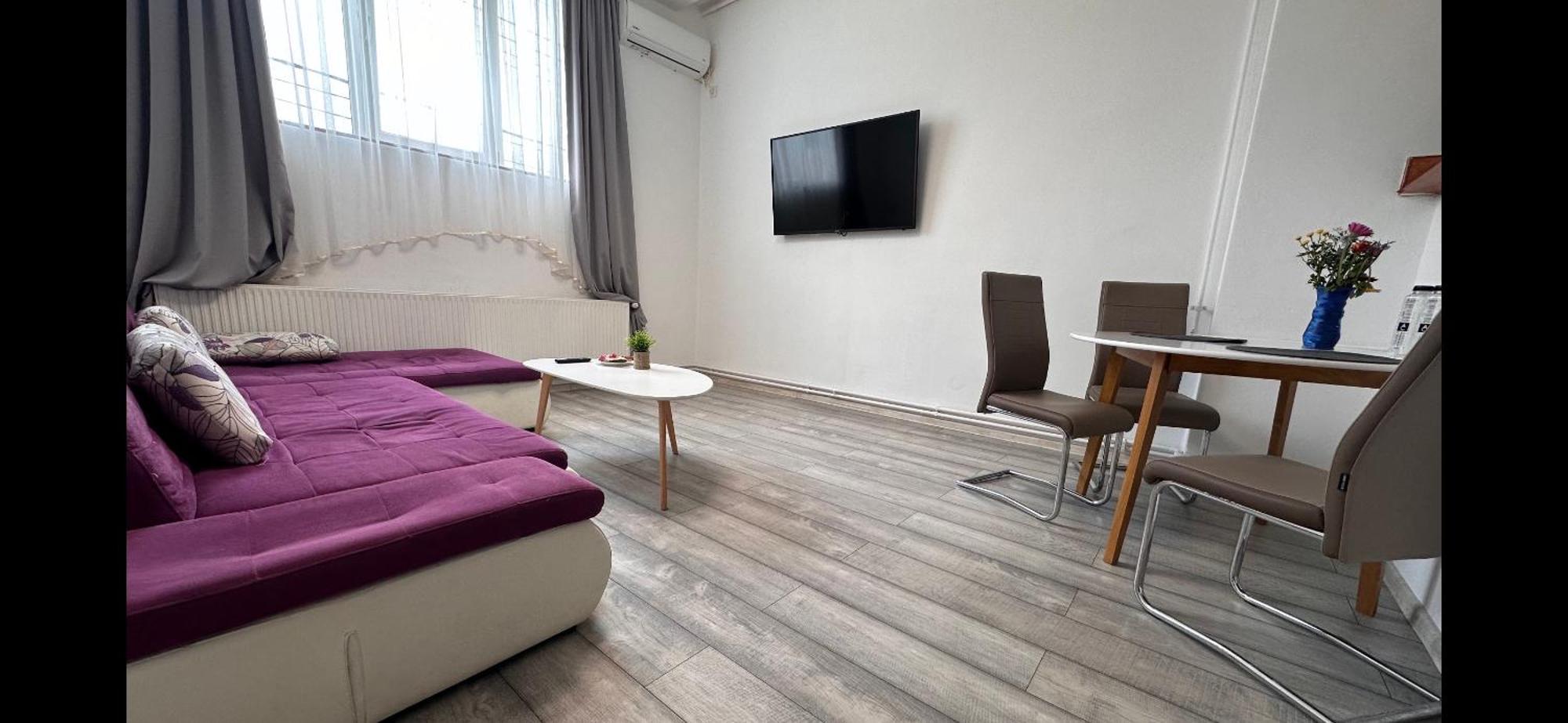 Neva Apartments Fagaras Luaran gambar